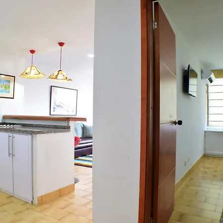 Apartamento Apto Con Balcon Y Vista Al Mar